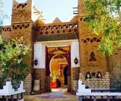 Hotel Les Pyramides