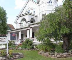 Hotel Victorian Charm Inn