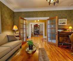 Hotel Rayski Guest House