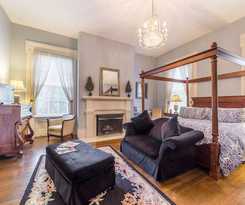 Hotel Bourbon Manor BandB