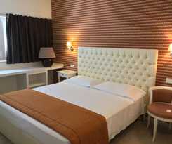  Nuova Opera Rooms