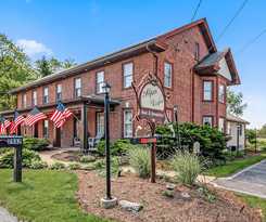 Hotel After Eight Bed and Breakfast