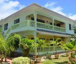 Hotel Green Palm Self Catering and Chalets