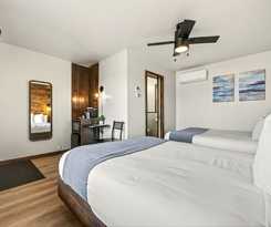 Hotel Aqua Aire Inn and Suites