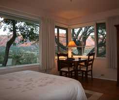 Hotel Ojai Retreat and Inn