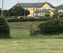 Hotel Emlagh House