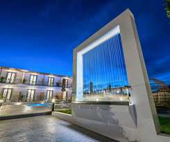  White Canvas Studios