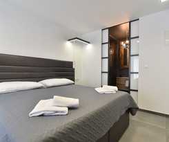 Hotel Mono Apartments and Rooms