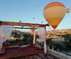  Lucky Cave Cappadocia