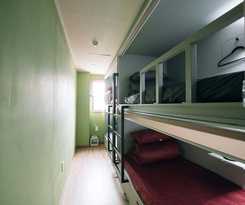 Hotel Midtown Hostel