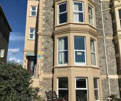 Hotel The Beaches Family BandB