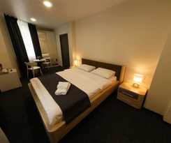 Hotel A-Rooms