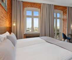 Hotel Krzywa Kamienica
