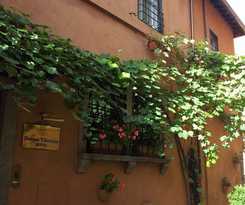 Domus Tiberina