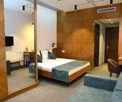 Hotel RandR INN hotel