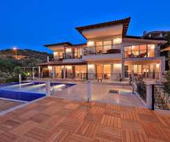  Atalante Hotel