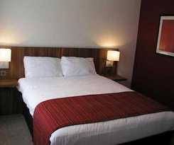 Ramada By Wyndham Hounslow - Heathrow East