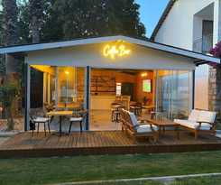 Burc Hotel