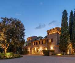  Le Cappuccinelle SuitesandSPA