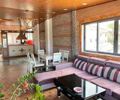 Hotel Sunny House