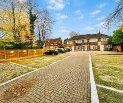 Hotel All Seasons Gatwick Guest House