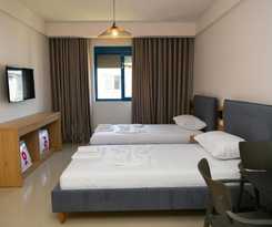 Hotel Village By The Sea