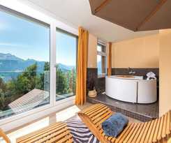 Hotel Zeit and Traum