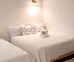 Hotel Alexandross Hostel BnB