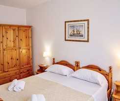  Residence just 150 mt from the beach