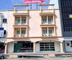 Hotel BEAR HOTEL at NILAI