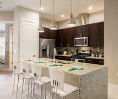 Hotel 4 BR 4 BA Full Kitchen A C 5min Disneyworld