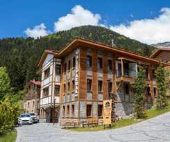  Ayder Altiparmak Suit