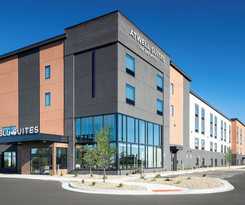 Hotel Atwell Suites Kansas City Airport by IHG