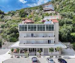 Hotel Seaview Bunec