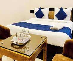Hotel URS Palace