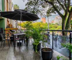 Hotel Casa Botero