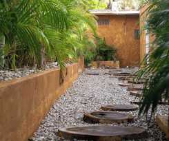 Hotel Melrose - Hidden Port