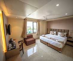 Hotel VR Lux
