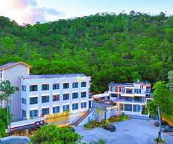 Hotel TRAVEL TREE INN