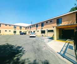 Hotel STAR INN