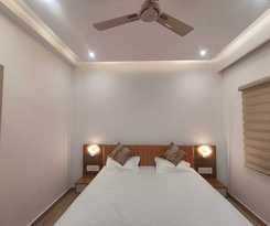 Hotel The Tribhuvan Residency