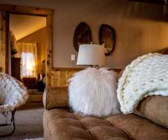 Hotel High-end Luxury Cabin Sauna Hot Tub Gameroom