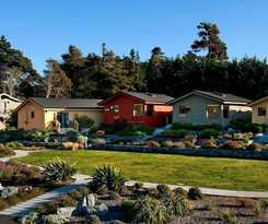 Hotel Cottages at Little River Cove
