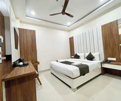 Hotel SRK - near Temple