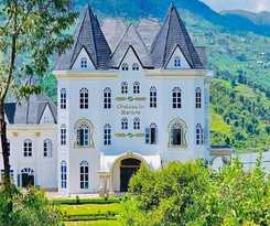 Hotel CHATEAU LE MARARA