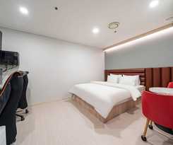 Hotel Hwajeong jun