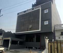 Hotel Golden Tulip\'z