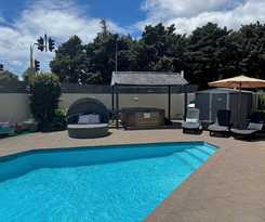 Hotel Academy Motor Inn