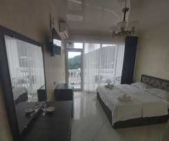 Hotel zurapalace