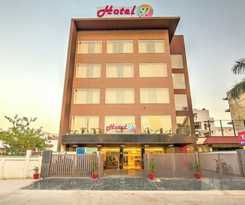 Hotel 91 Huda Premier